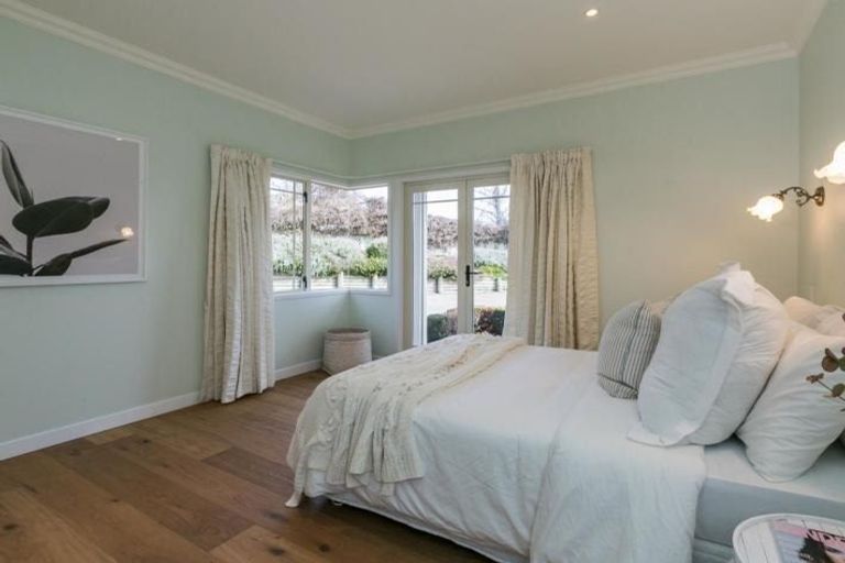 Photo of property in 130 Margaret Avenue, Havelock North, 4130