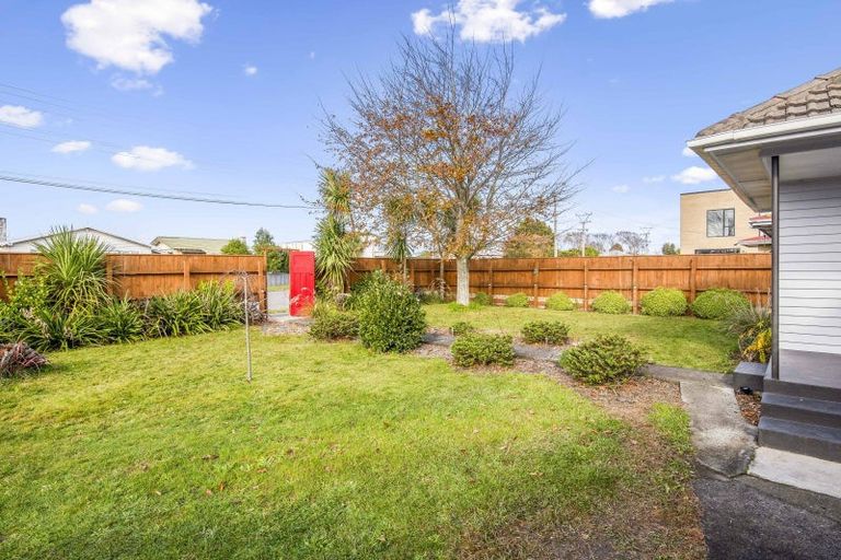 Photo of property in 6 Mabel Street, Levin, 5510