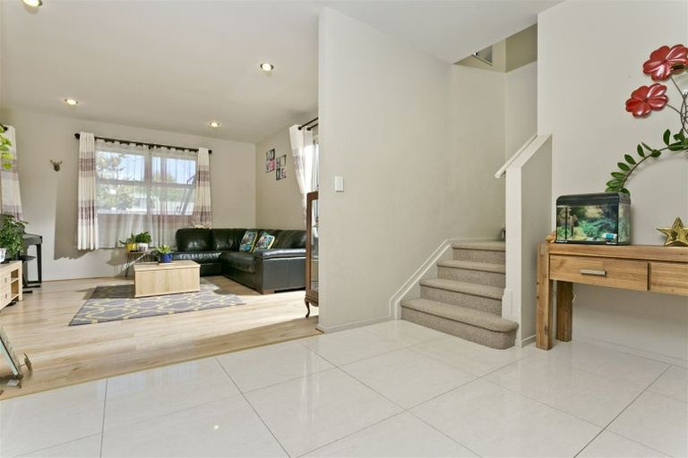 Photo of property in 311a Albany Highway, Rosedale, Auckland, 0632