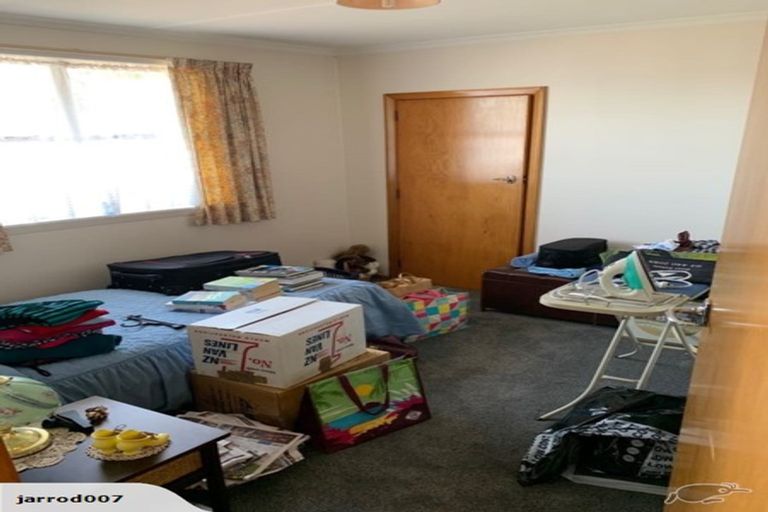 Photo of property in 23 Dunstan Street, Clyde, 9330