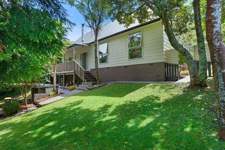 Photo of property in 98 Leinster Avenue, Raumati South, Paraparaumu, 5032