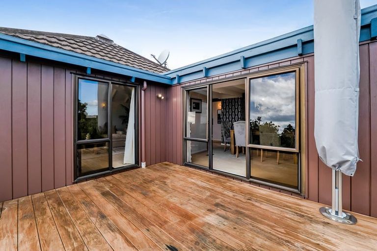 Photo of property in 15f Glen Almond Street, New Plymouth, 4310