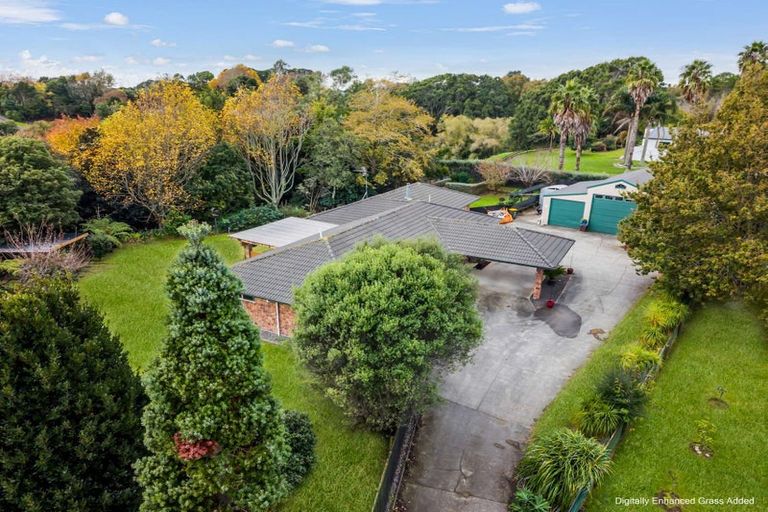 Photo of property in 17 Brights Road, Waiuku, 2123