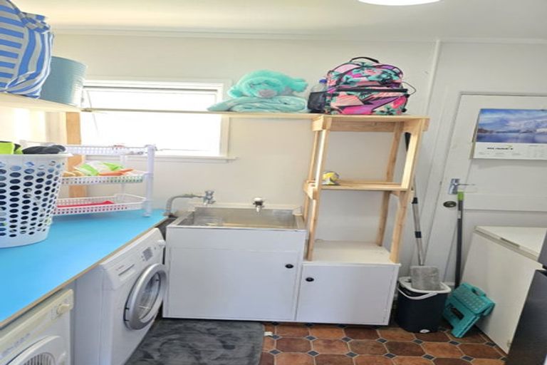 Photo of property in 5 Teviot Street, Oamaru North, Oamaru, 9400