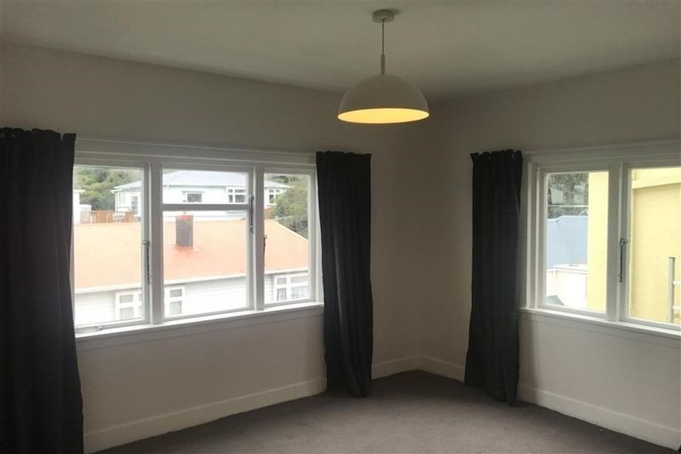 Photo of property in 5/56 Tanera Crescent, Brooklyn, Wellington, 6021