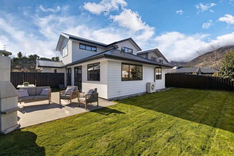 Photo of property in 37 Peterley Road, Lower Shotover, Queenstown, 9304