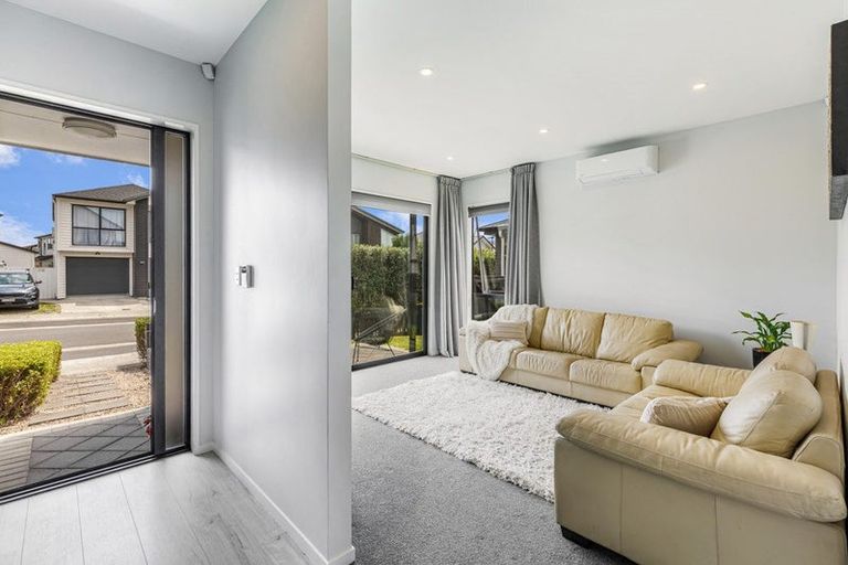 Photo of property in 9 Kearns Drive, Hobsonville, Auckland, 0616