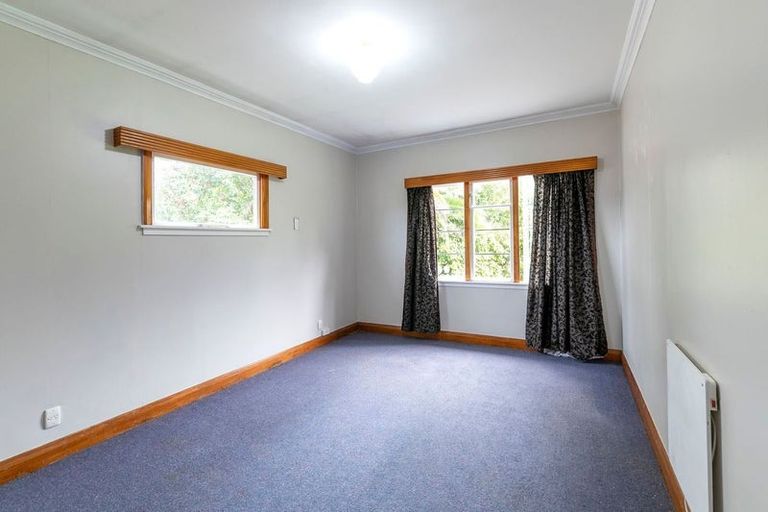 Photo of property in 116 Bartholomew Road, Levin, 5510
