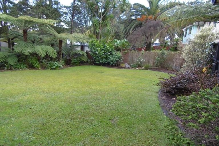 Photo of property in 42 Wirihana Road, Titirangi, Auckland, 0604