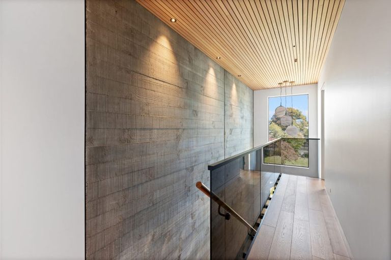 Photo of property in 40 Hewitts Road, Merivale, Christchurch, 8014