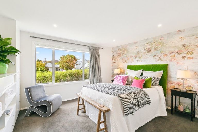 Photo of property in 8 Lochiel Road, Khandallah, Wellington, 6035