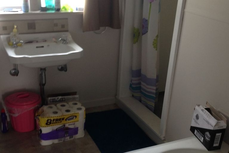 Photo of property in 4 Belvedere Crescent, Takaro, Palmerston North, 4412