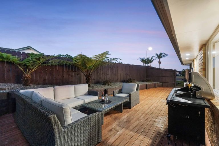 Photo of property in 24 Goh Place, Manurewa, Auckland, 2105