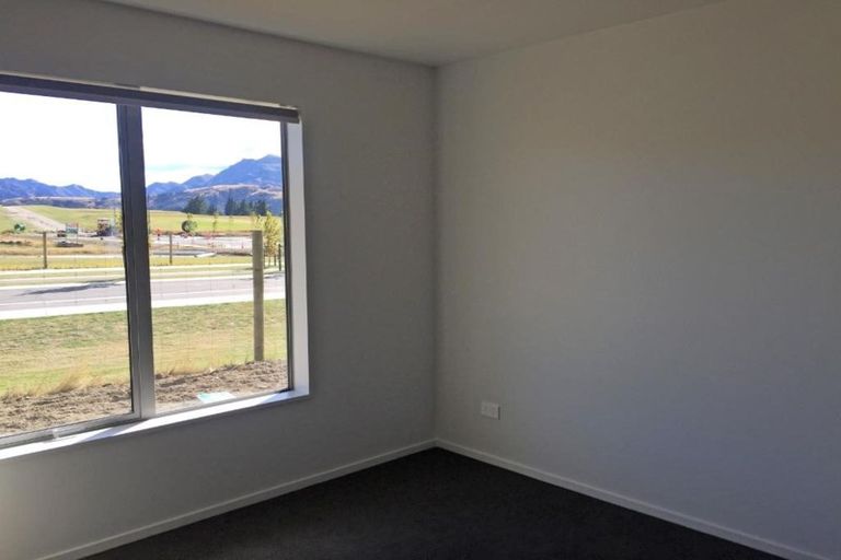 Photo of property in 66 Obelisk Street, Wanaka, 9305