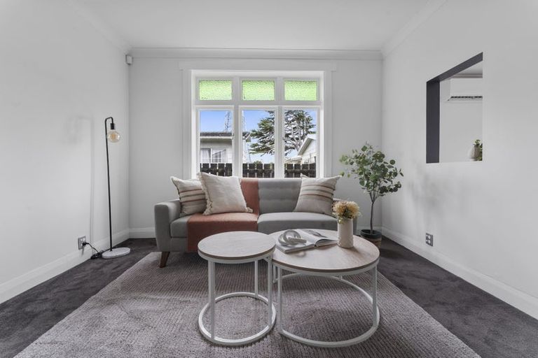 Photo of property in 1/256 Porchester Road, Takanini, 2112