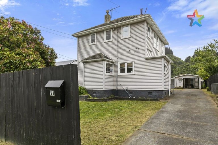 Photo of property in 51 Compton Crescent, Taita, Lower Hutt, 5011