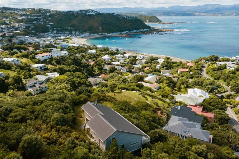 Photo of property in 20 Valley Street, Island Bay, Wellington, 6023