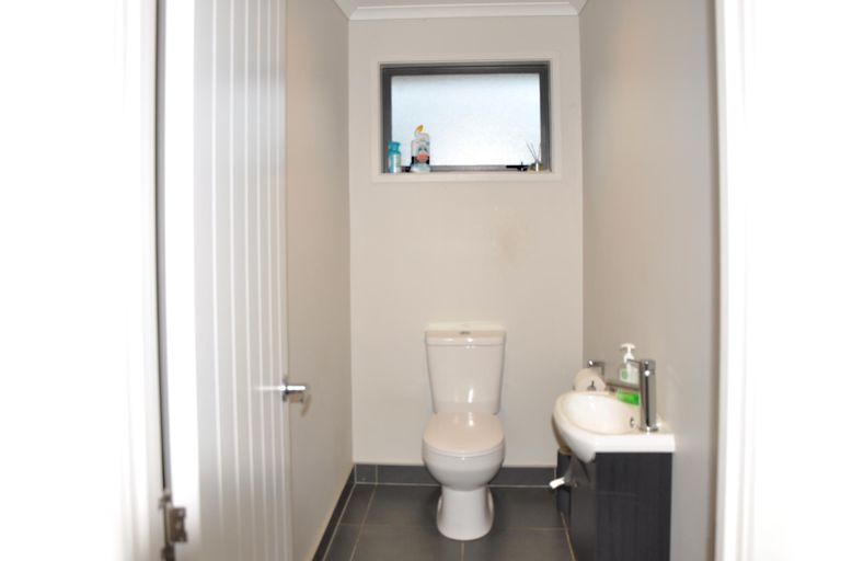 Photo of property in 177 Sandspit Road, Shelly Park, Auckland, 2014