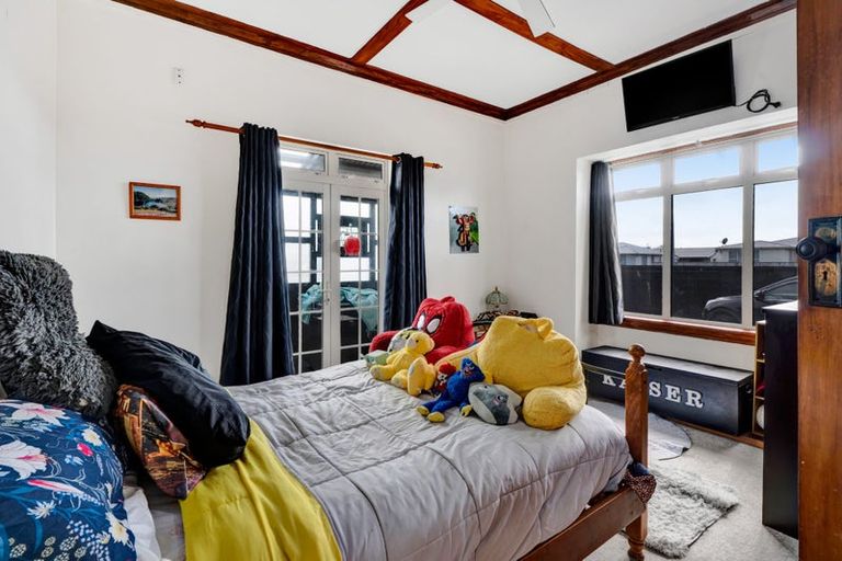 Photo of property in 231 Glover Road, Hawera, 4610