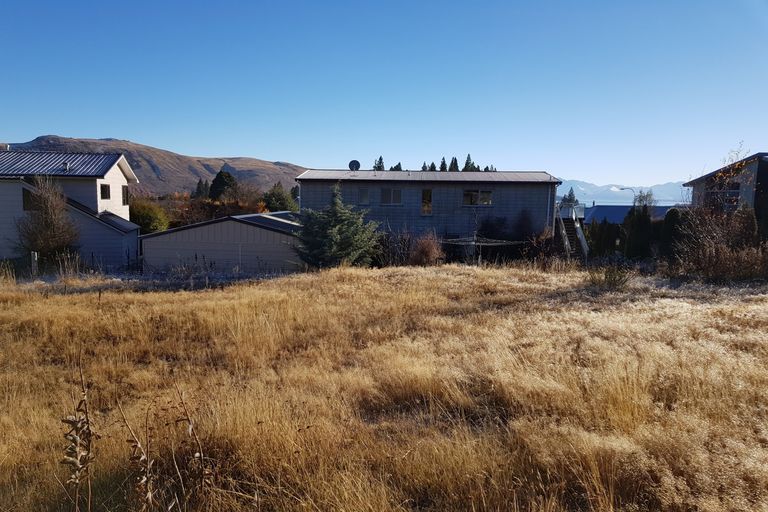 Photo of property in 24 Hamilton Drive, Lake Tekapo, 7999