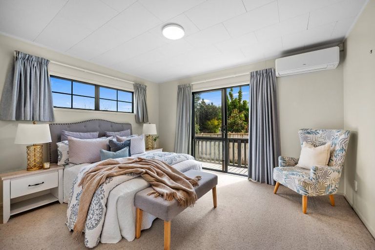 Photo of property in 79 Santiago Crescent, Unsworth Heights, Auckland, 0632