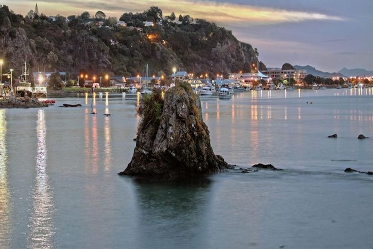 Photo of property in 10 Farnworth Crescent, Whakatane, 3120