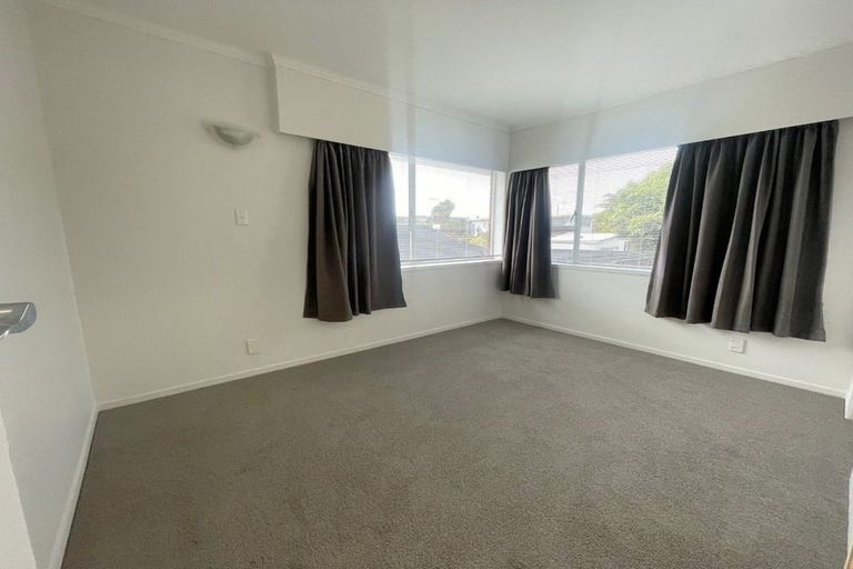 Photo of property in 7 Binda Place, Botany Downs, Auckland, 2010