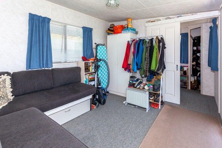 Photo of property in 105 Titiro Place, Onemana, Whangamata, 3691