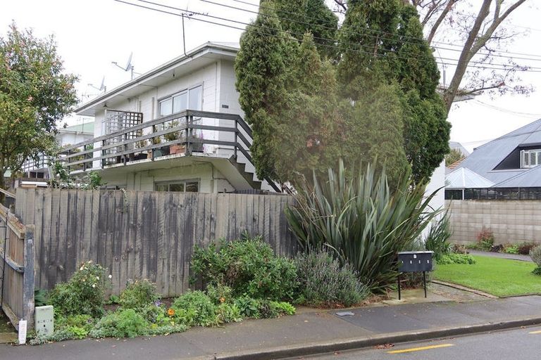 Photo of property in 2/34 Tonbridge Street, Merivale, Christchurch, 8014