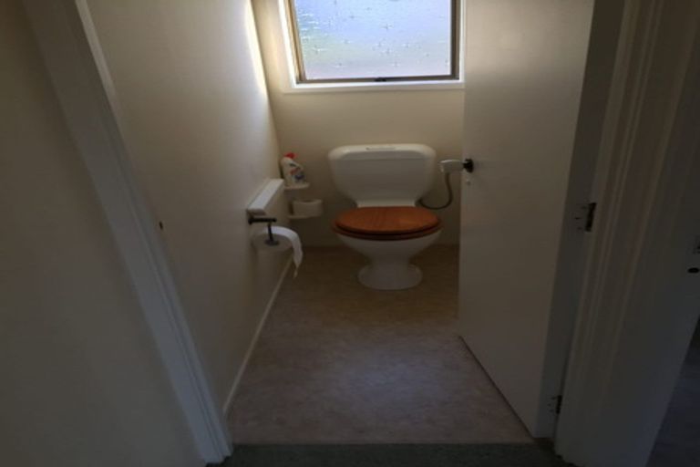 Photo of property in 1/49a Hebron Road, Waiake, Auckland, 0630