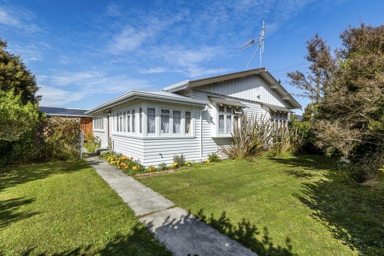 Photo of property in 49 Stewart Street, Marton, 4710