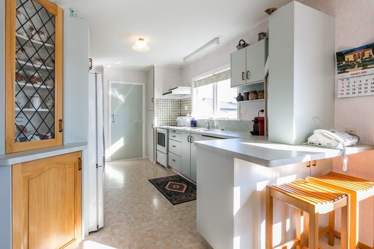 Photo of property in 18 Pembroke Street, Taradale, Napier, 4112