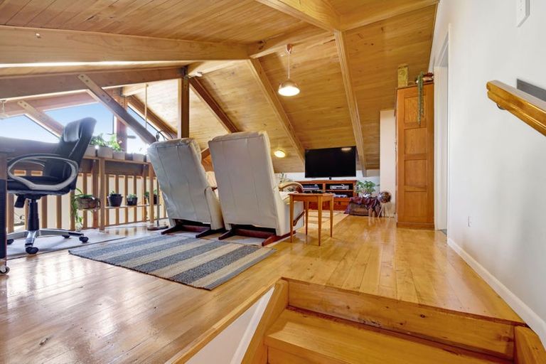 Photo of property in 9 Elizabeth Grove, Stratford, 4332