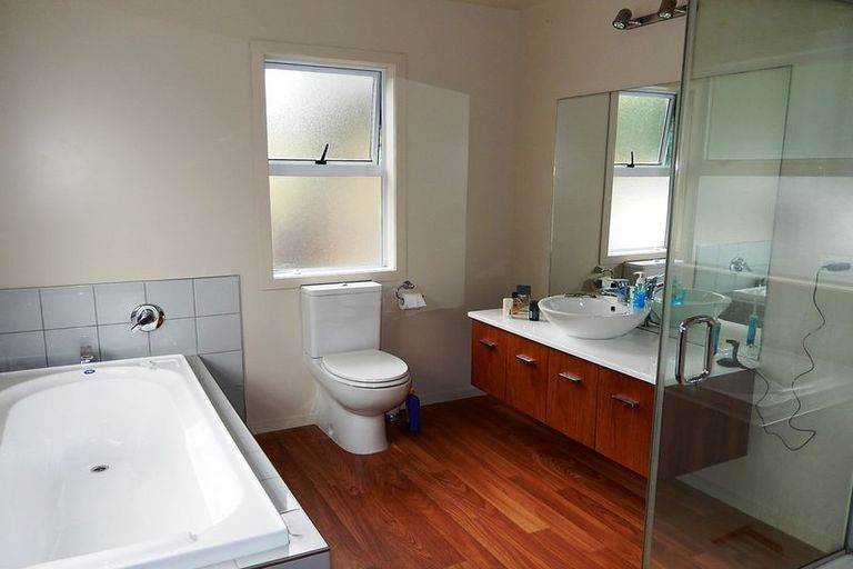 Photo of property in 7 Magdala Street, Kakanui, Oamaru, 9495