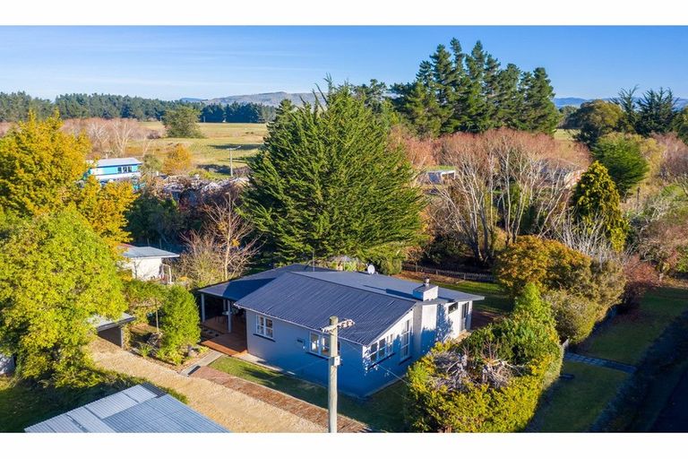 Photo of property in 16 Jones Street, Waikouaiti, 9510