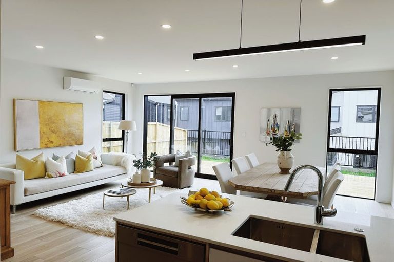 Photo of property in 32 Clara Road, Silverdale, 0932