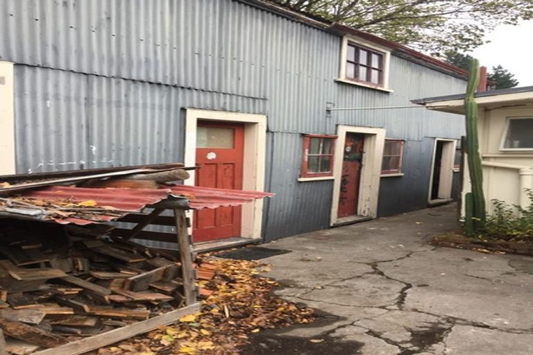 Photo of property in 15 Main Street, Hospital Hill, Napier, 4110