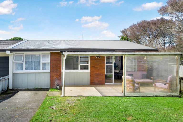 Photo of property in 2/2 Kashmir Road, Glen Eden, Auckland, 0602