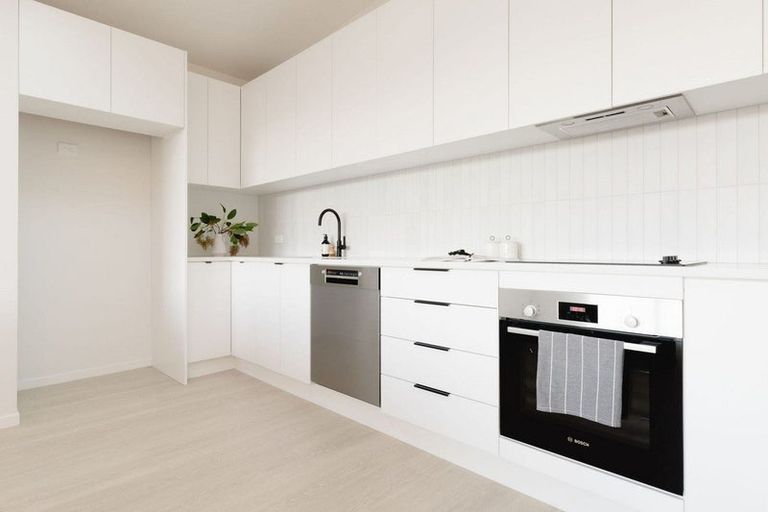 Photo of property in 119 Tiketike Way, Brooklyn, Wellington, 6021