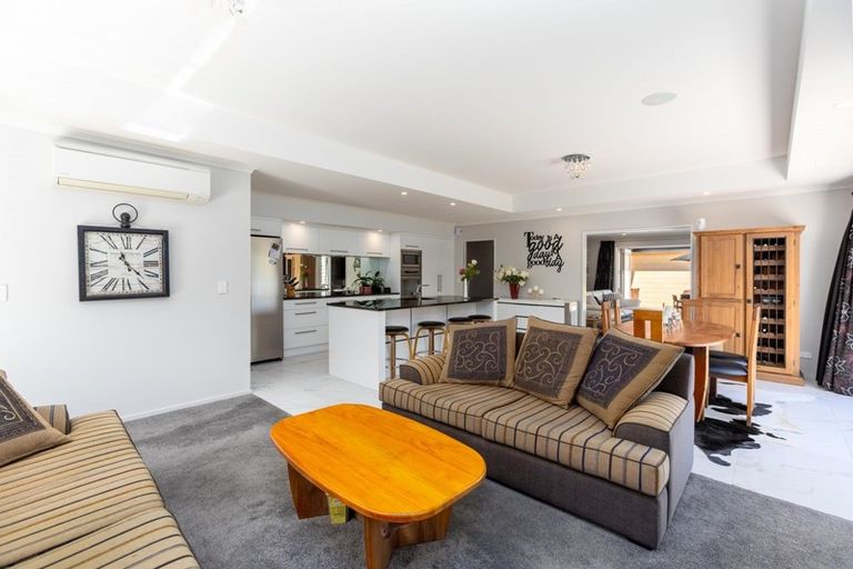 Photo of property in 7 Teviotview Place, Amberley, 7410