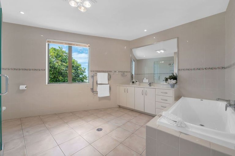 Photo of property in 9 Arkley Avenue, Farm Cove, Auckland, 2012