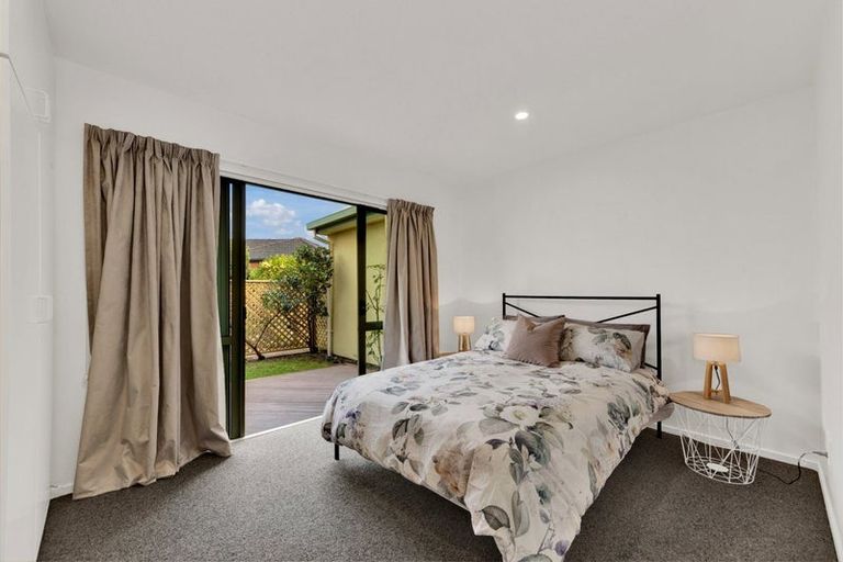 Photo of property in 9/90 Hawke Street, New Brighton, Christchurch, 8083
