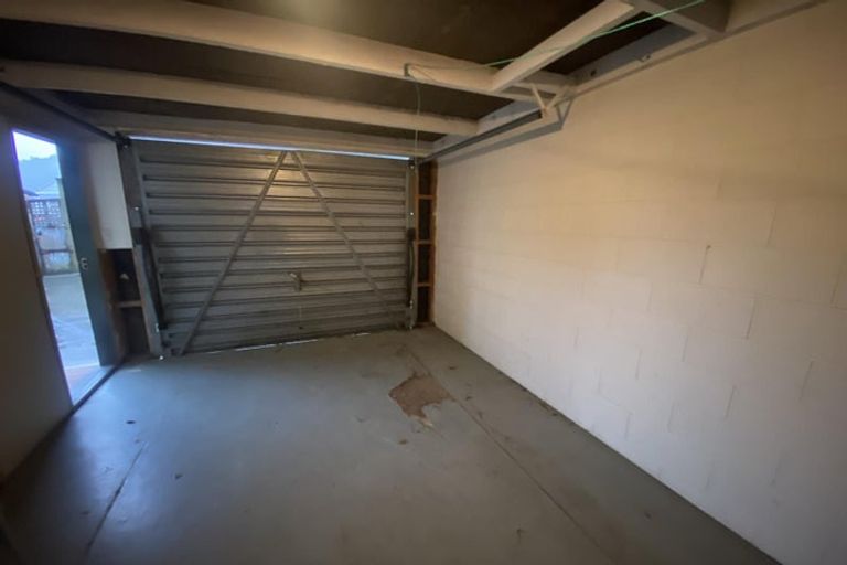 Photo of property in 17 Manse Street, Regent, Whangarei, 0112