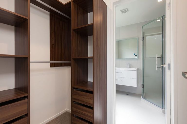 Photo of property in 9b Endurance Rise, Orewa, 0931