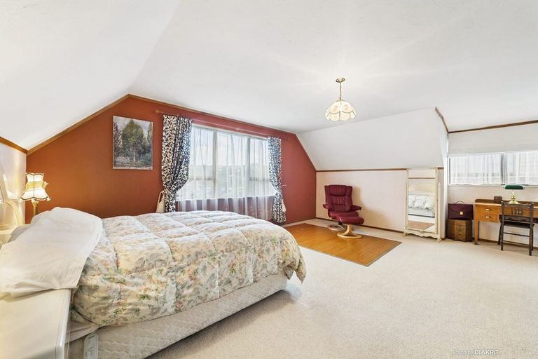 Photo of property in 41 Burbank Crescent, Churton Park, Wellington, 6037