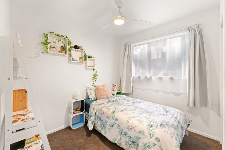 Photo of property in 8 Island View Close, Paihia, 0200