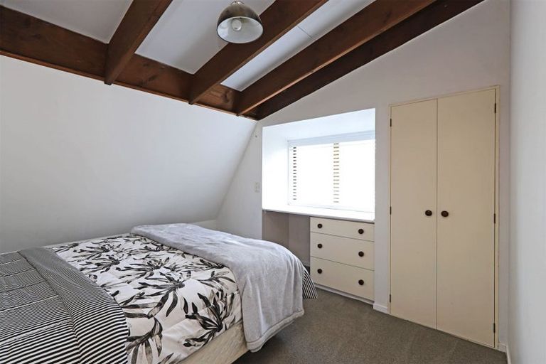 Photo of property in 66 Gillies Crescent, Waimarama, Havelock North, 4294