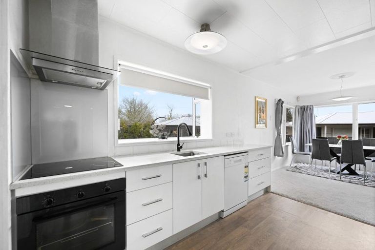 Photo of property in 59 Resthill Crescent, Glenview, Hamilton, 3206