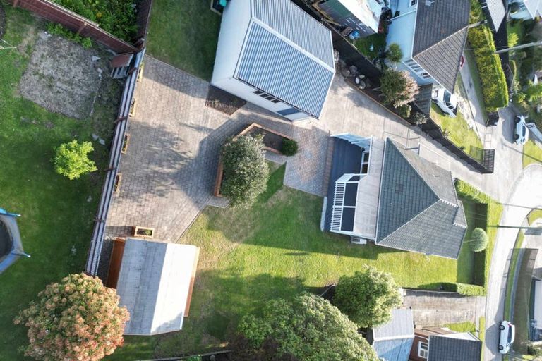 Photo of property in 22 Lambeth Crescent, Northcote, Christchurch, 8052