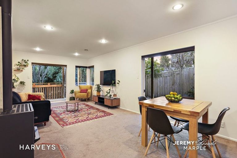 Photo of property in 21a Willerton Avenue, New Lynn, Auckland, 0600
